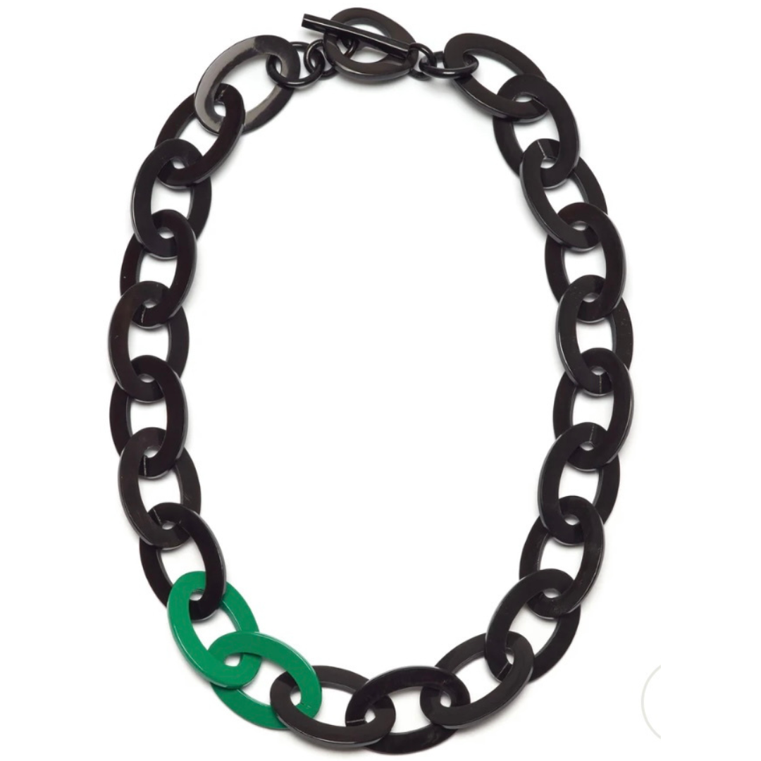 Branch Black/green Horn Oval Link Necklace
