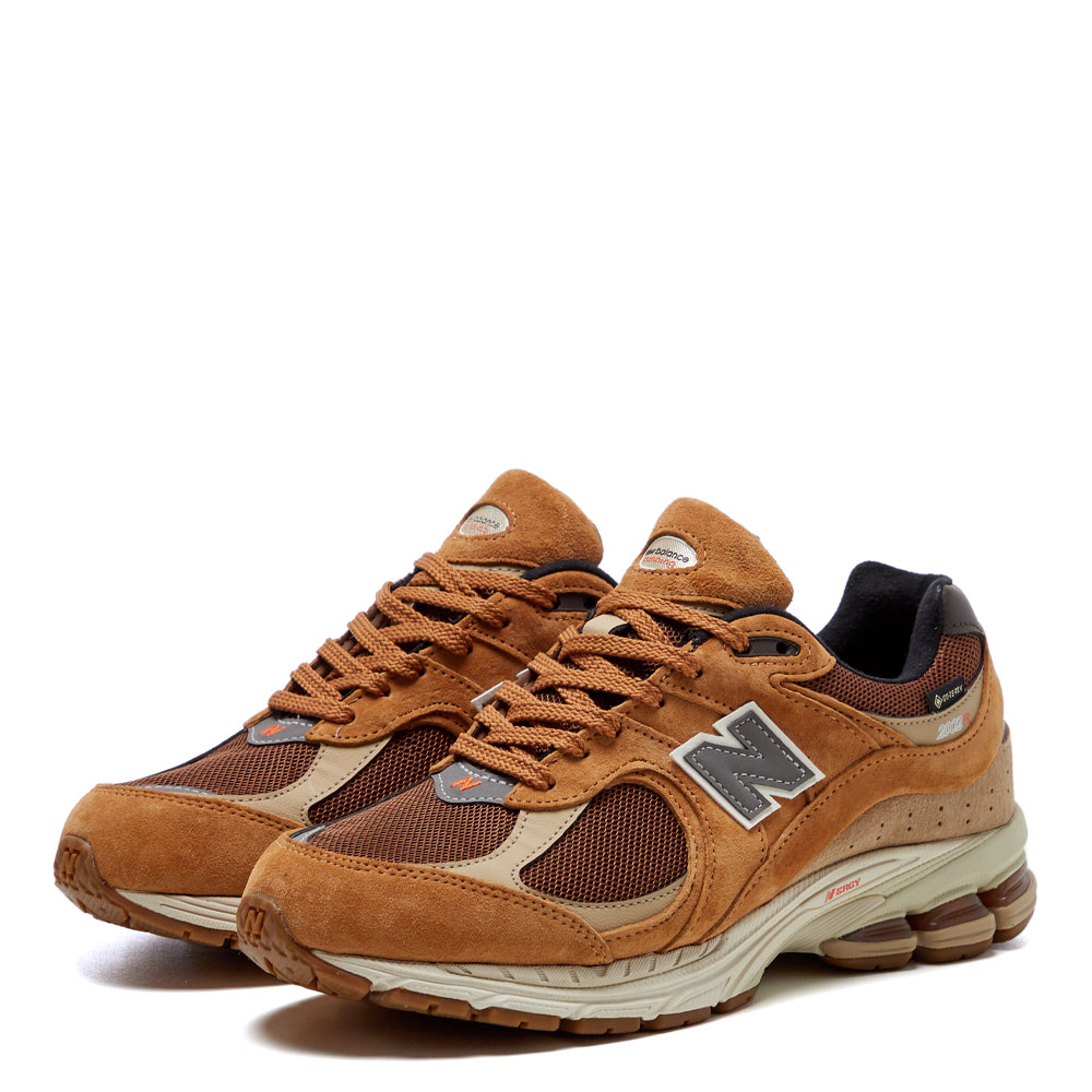 Tobacco 2002r Gore Tex Trainer - Trouva