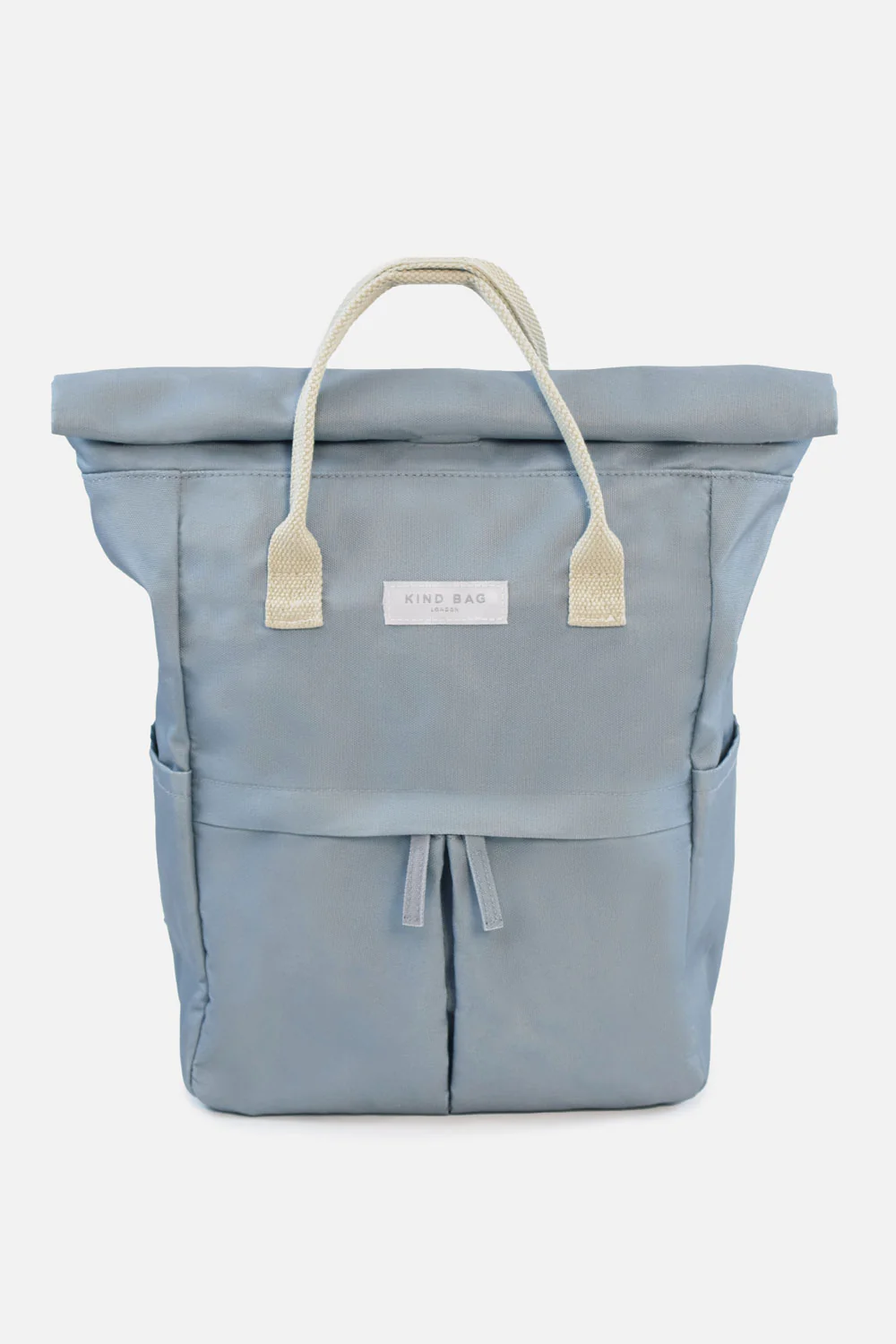 kind-bag-medium-hackney-sustainable-backpack-light-grey