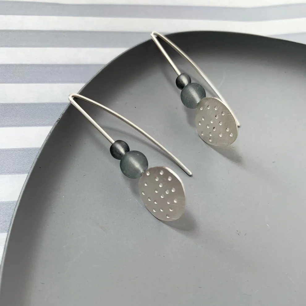 claire-lowe-jewellery-silver-pebble-and-bead-drop-earrings