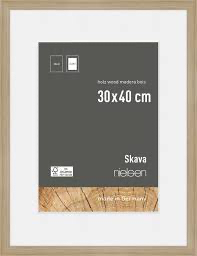 Nielsen Design 30 x 40cm Oak Nielsen Frame