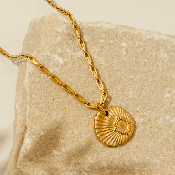 a-weathered-penny-priya-necklace-gold