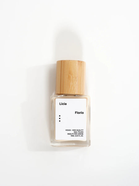 licia-florio-nail-polish-in-anacardo-1