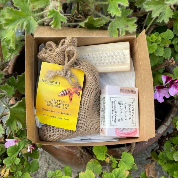 The Clovelly Soap Company Bee Kind Gardeners Gift Set
