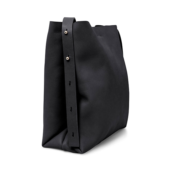 inwear-vulirona-black-leather-strap-bag
