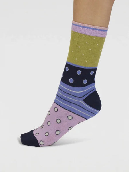Thought Spw898 Rondel Spot And Stripe Bamboo Ankle Socks In Apple Green