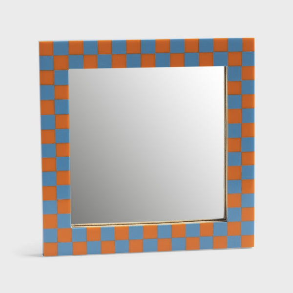 andklevering-orange-check-standing-mirror