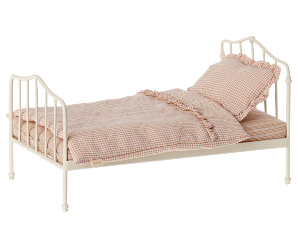 maileg-miniature-bed-mini-purple-2