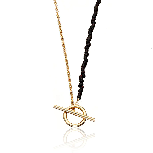 scream-pretty-black-bead-and-chain-t-bar-necklace-gold-plated