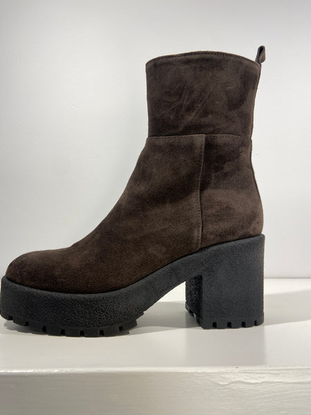 Donna Lei Chocolate Suede Ankle Boots
