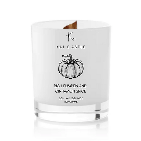 katie-astle-rich-pumpkin-and-cinnamon-spice-soy-scented-wooden-wick-boxed-candle