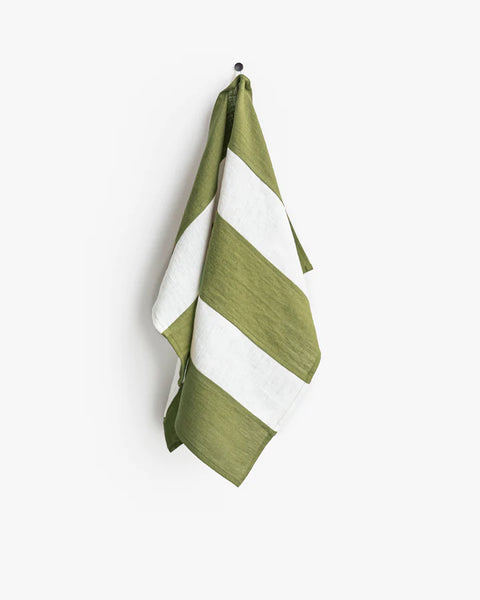 magic-linen-tea-towel-in-forest-green