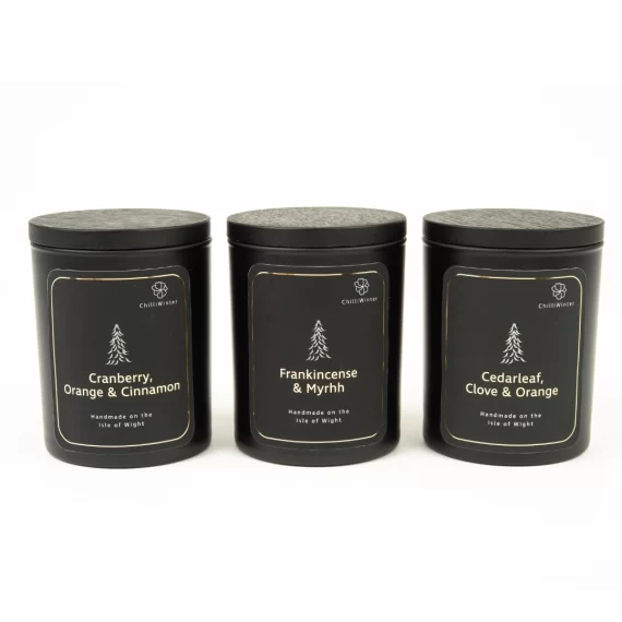 ChilliWinter Black Cranberry Orange and Cinnamon Christmas Candle