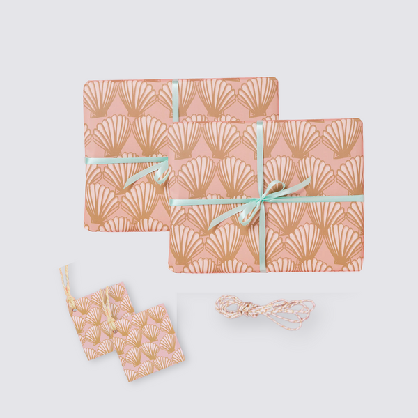 TYPE AND STORY. Gift Wrap Set - Deco Shells (Nude) with Tags