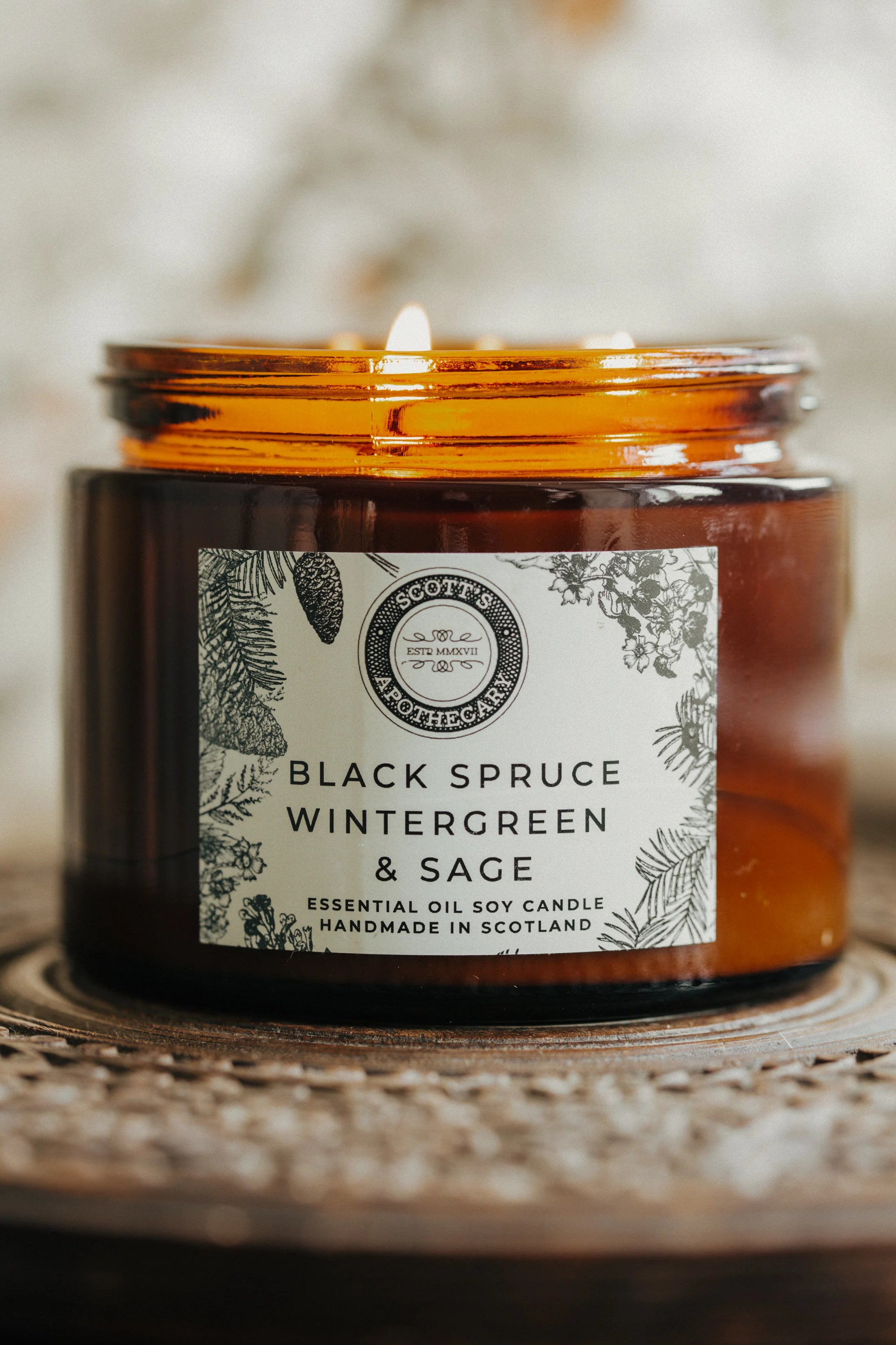 Scott's Apothecary Black Spruce, Wintergreen & Sage Candle 500 Ml