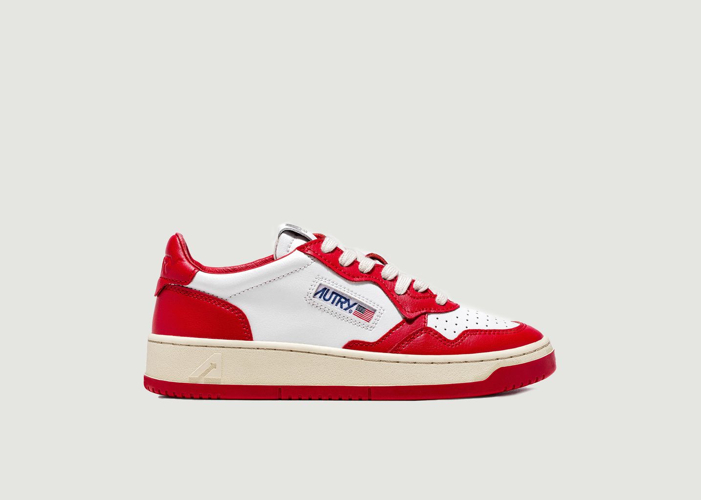 Autry Medalist Low Sneakers In Red White Leather
