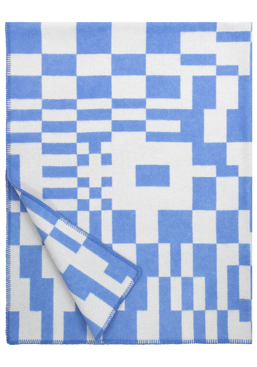 Lapuan Kankurit Koodi Wool Woven Blanket - Blue/beige