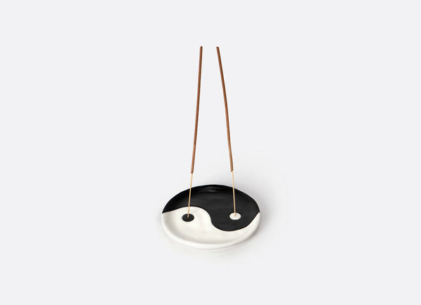 doiy-design-yin-yang-incense-holder