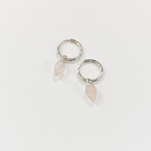 annie-mundy-nve-03-silver-drop-earrings-rose-quartz-stone