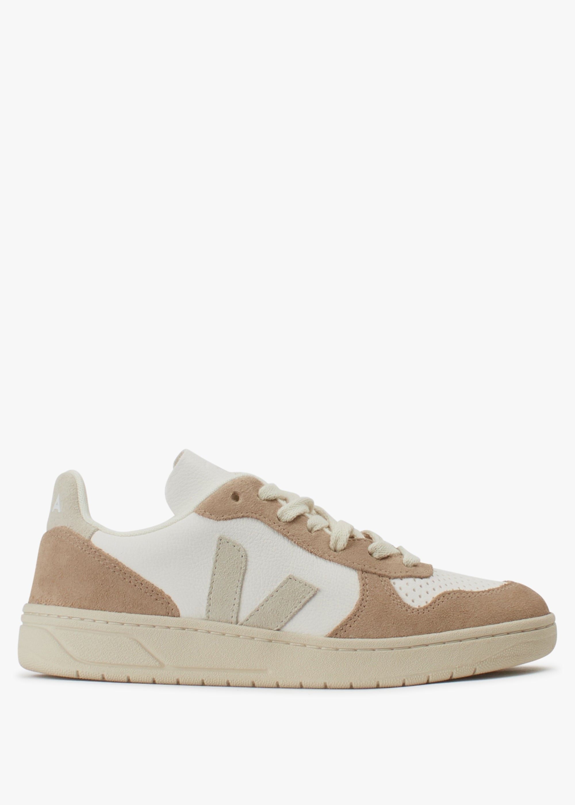 Veja Womens V-10 Leather Trainers In Extra- White Natural Sahara