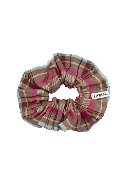 saywood-scrunchie-zero-waste-pink-check-or-deadstock-cloth
