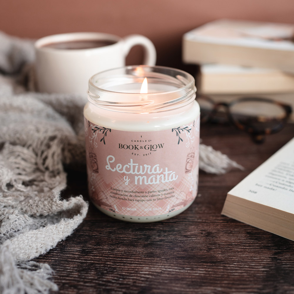 Book & Glow Reading and Blanket Soy Wax Candle