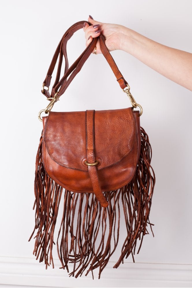 Campomaggi Crossbody Bag Cowhide With Fringe In Cognac