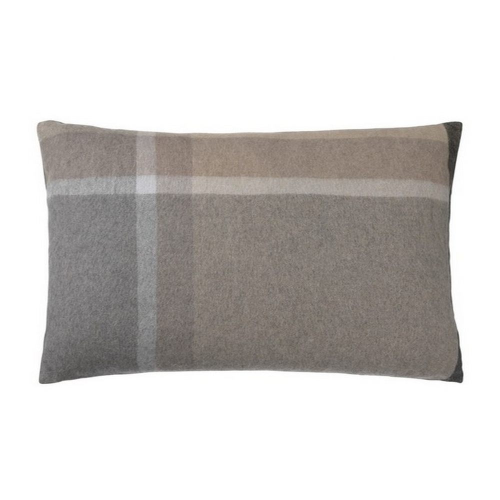 Elvang Denmark Manhattan Cushion Cover 40x60cm In Natural In 50% Alpaca & 40% Sheep Wool