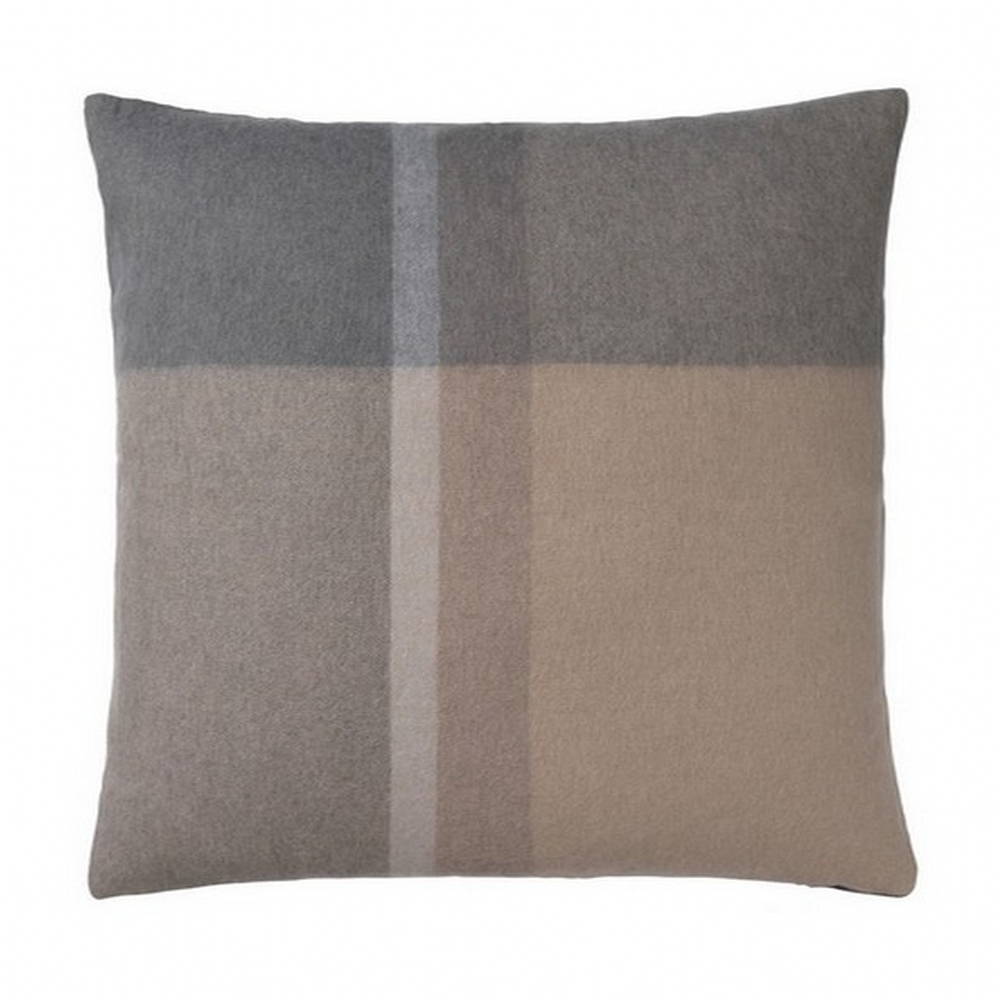 Elvang Denmark Manhattan Cushion Cover 50x50cm In Natural In 50% Alpaca & 40% Sheep Wool
