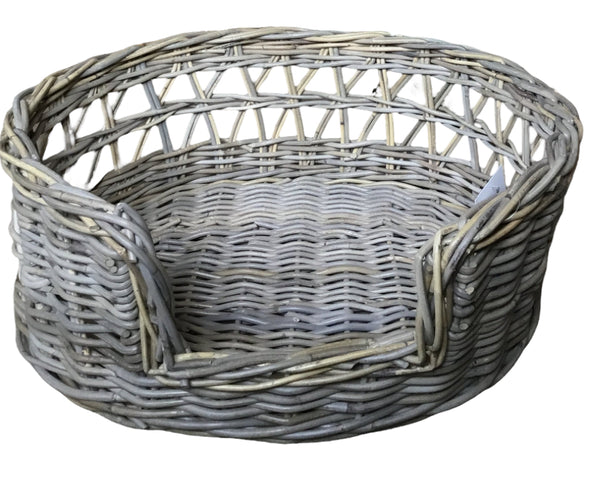 Bramley & White Open Weave Deep Rattan Oval Pet/dog Basket - Large
