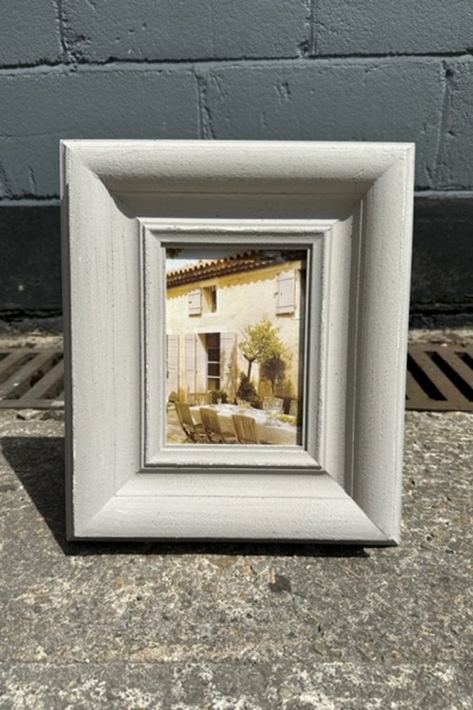 The Home Collection Wilton Distressed Frame