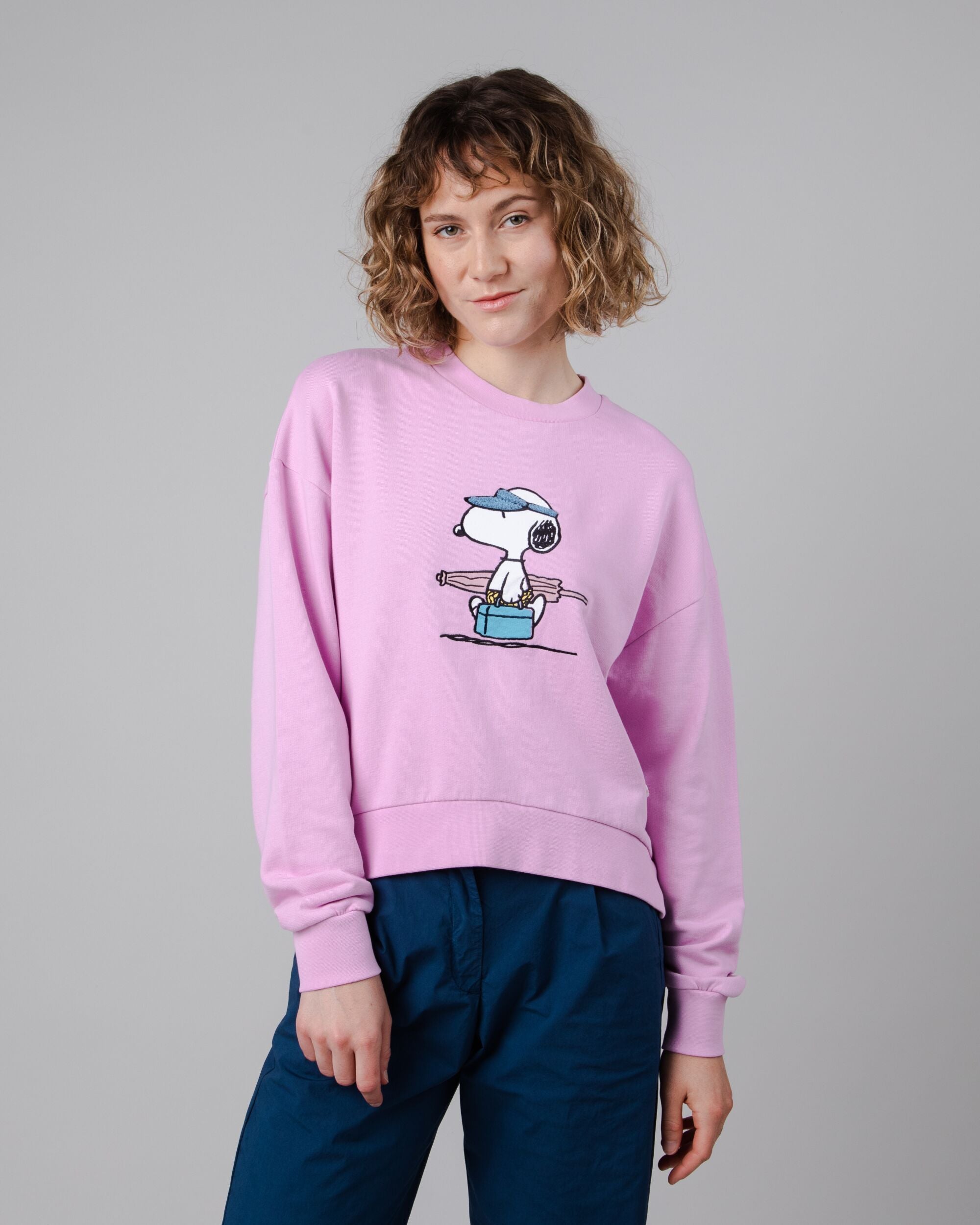 brava-fabrics-pink-peanuts-beach-printed-sweatshirt