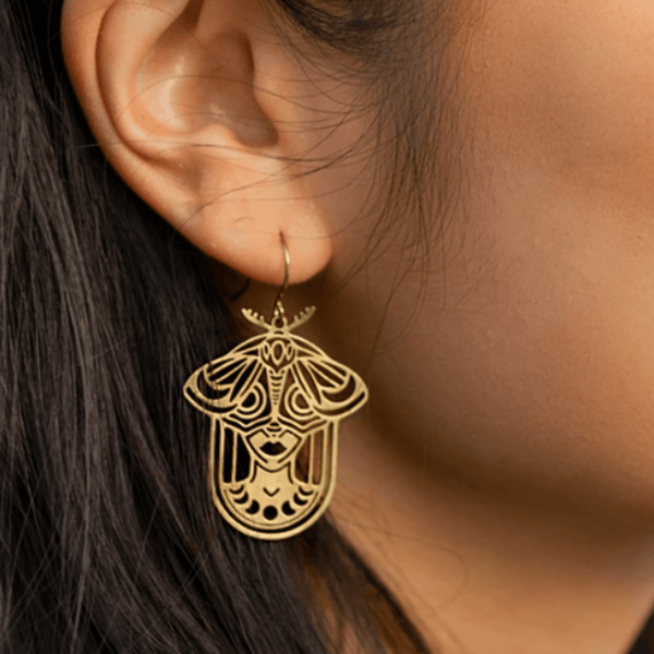 Edit & Oak Moth Face Earrings – Brass