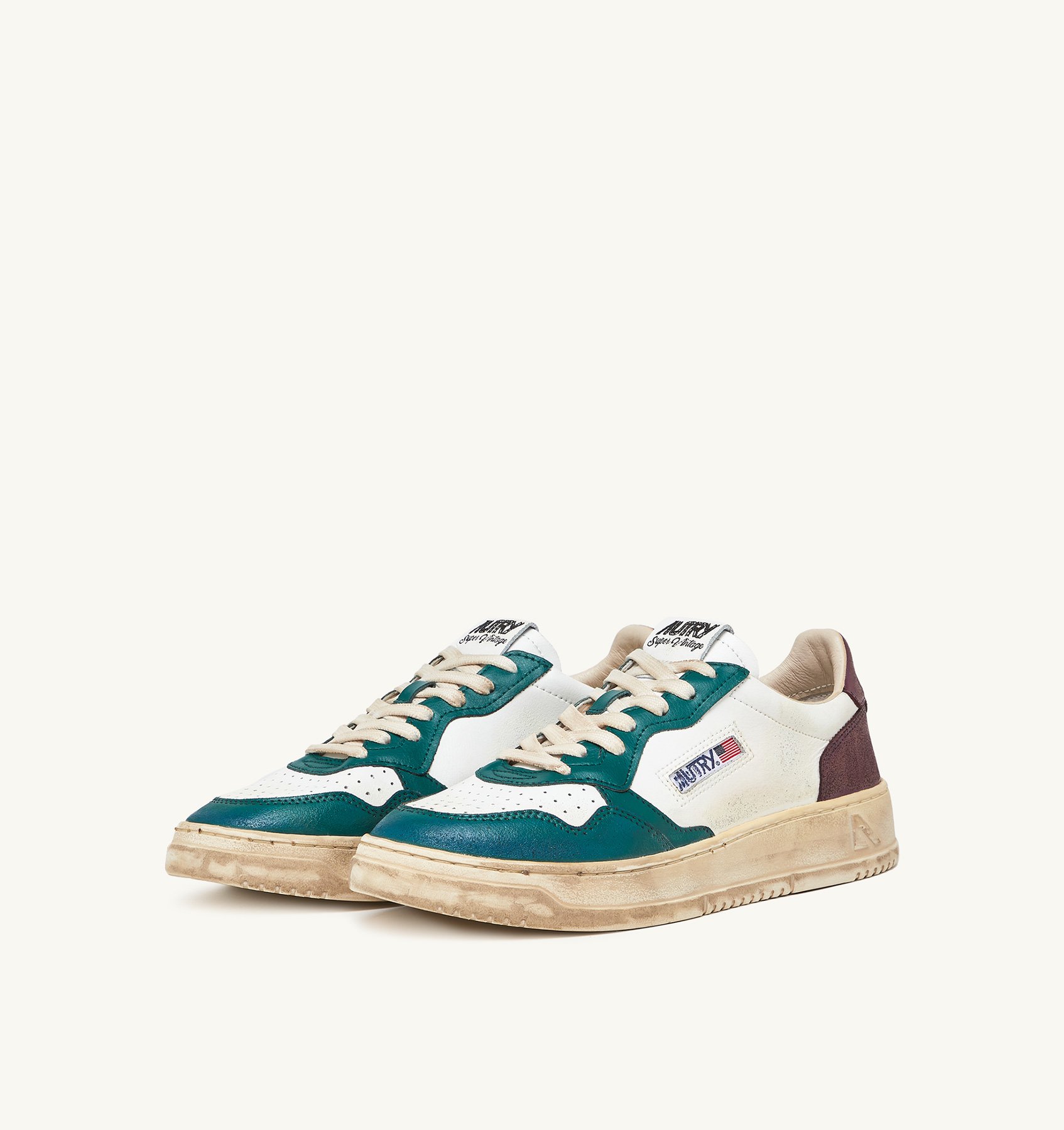 Autry MEDALIST LOW SUPER VINTAGE SNEAKERS IN WHITE LEATHER WITH VIOLET AND GREEN