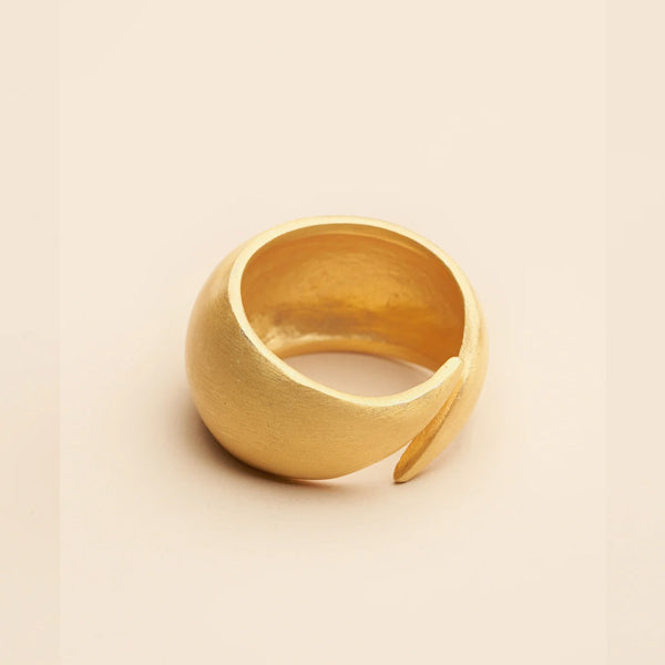 TUSKcollection Hania Gold Chunky Ring