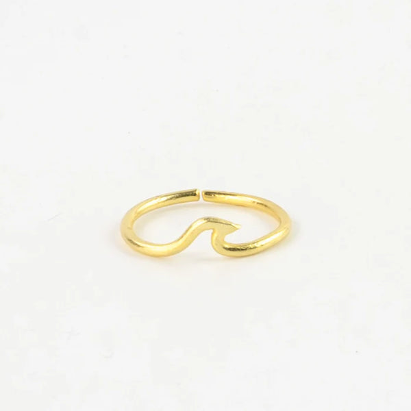 Pineapple Island Surfer Girl Wave Ring In Gold