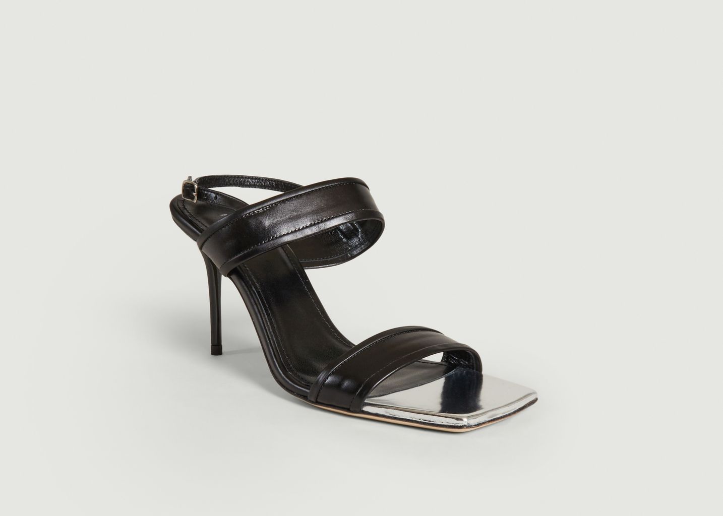 iro-chlorite-met-heeled-sandals