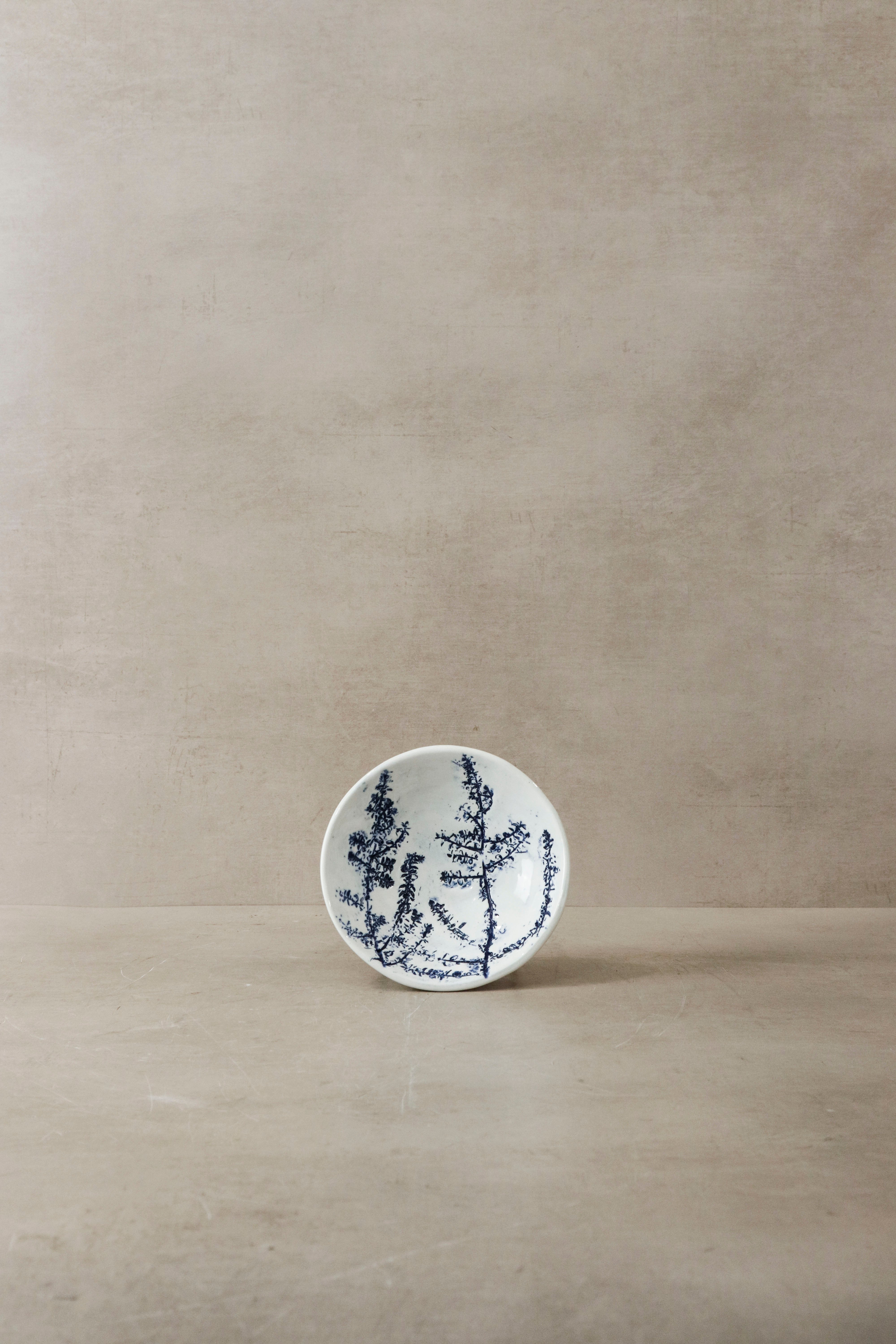 botanicalboysuk Cobalt Blue Fynbos Ceramic Plate - N°11