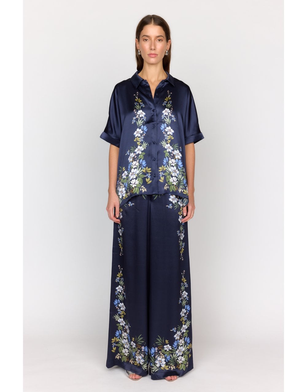 christy-lynn-jade-navy-trellis-wide-leg-trousers-blue