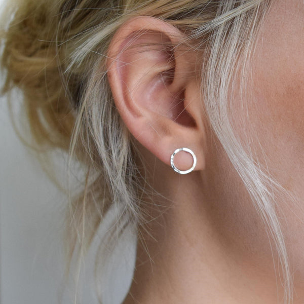 MUKA Circle Earrings - Silver
