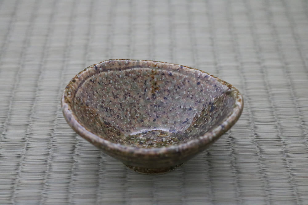 typhoon-bowl-kozuke-oribe