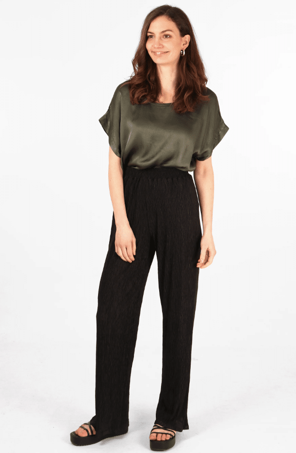 MSH Wide Leg Plisse Trousers with Elastic Smocked Waist In Black