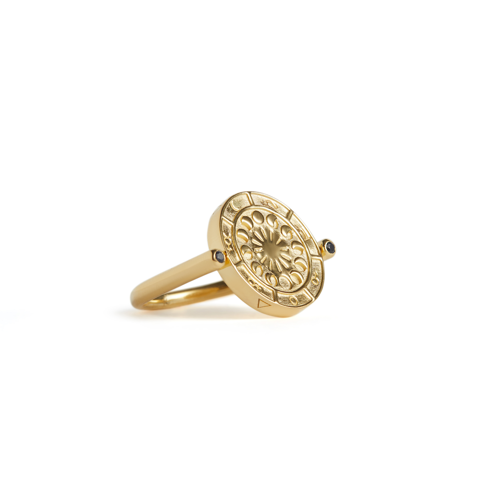 Rachel Entwistle Alchemist's Spinning Ring Gold With Black Sapphires