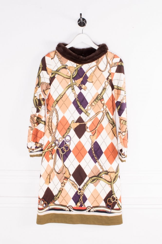 ana-alcazar-gucci-pattern-dress-with-knit-sleeves