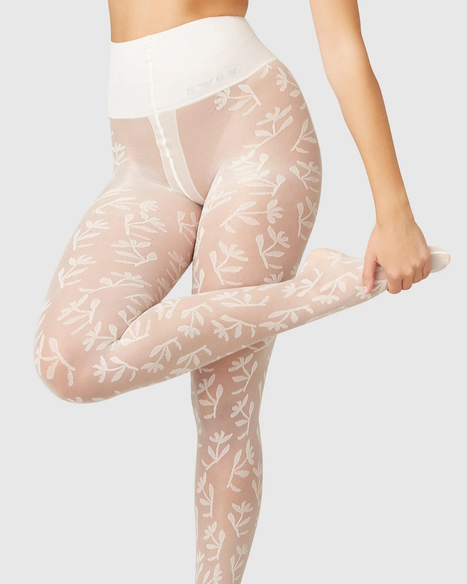 The FAIR Shop Swedish Stockings - Flora Flower Tights In Ivory