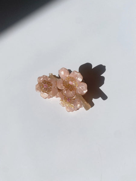 SOLAR ECLIPSE - Cherry Blossoms Flower Claw Hair Clip