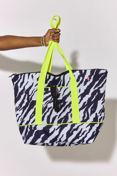 Scamp & Dude : Ivory With Black Shadow Tiger Weekender Bag