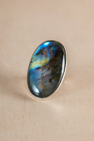 Sunshine and Snow Vintage Labradorite Silver Ring - Large