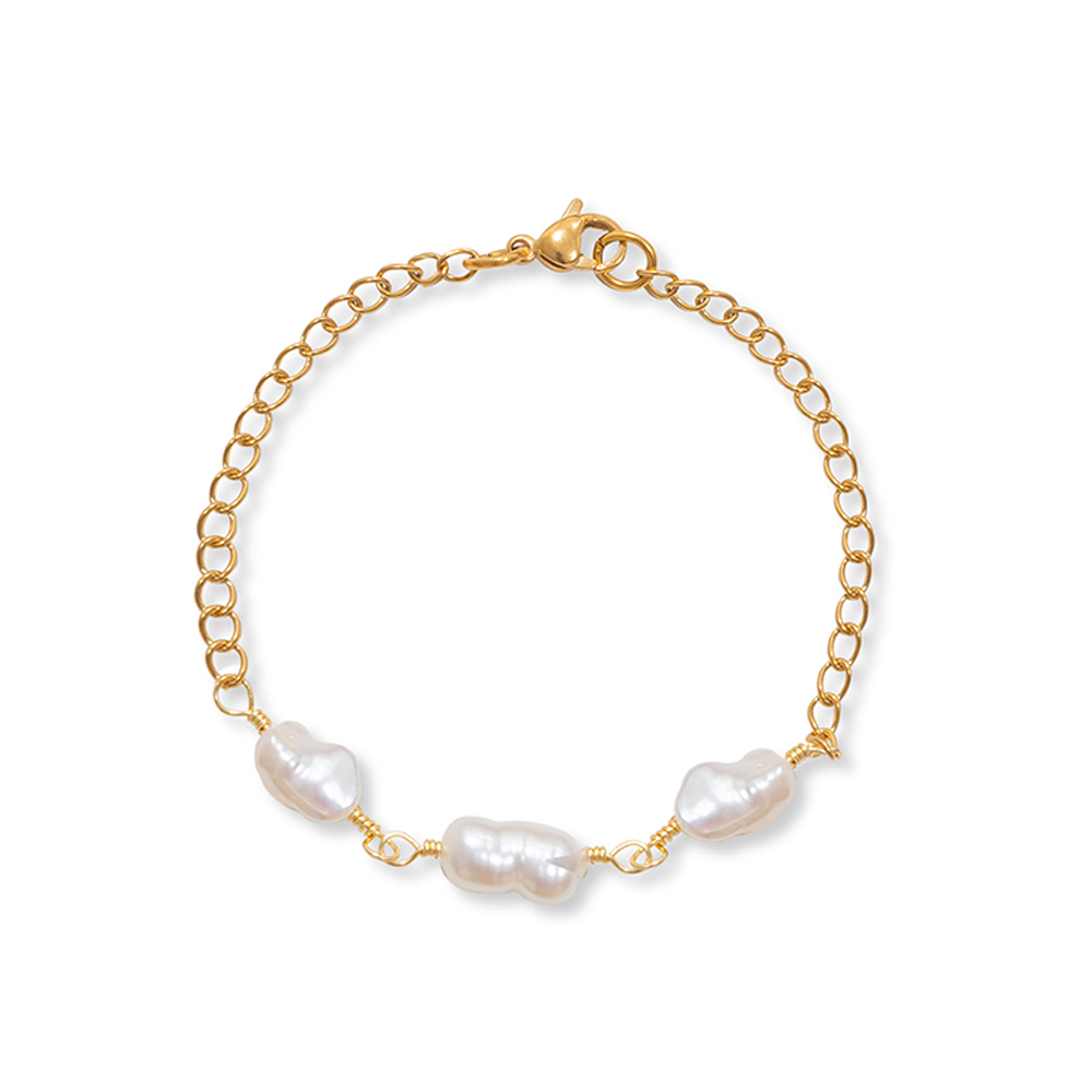 A Weathered Penny  Gold Plated Pearl Bracelet