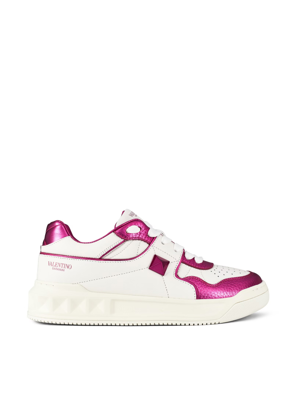 VALENTINO GARAVANI Size 37 White and Pink Rockstud Low Top Sneakers